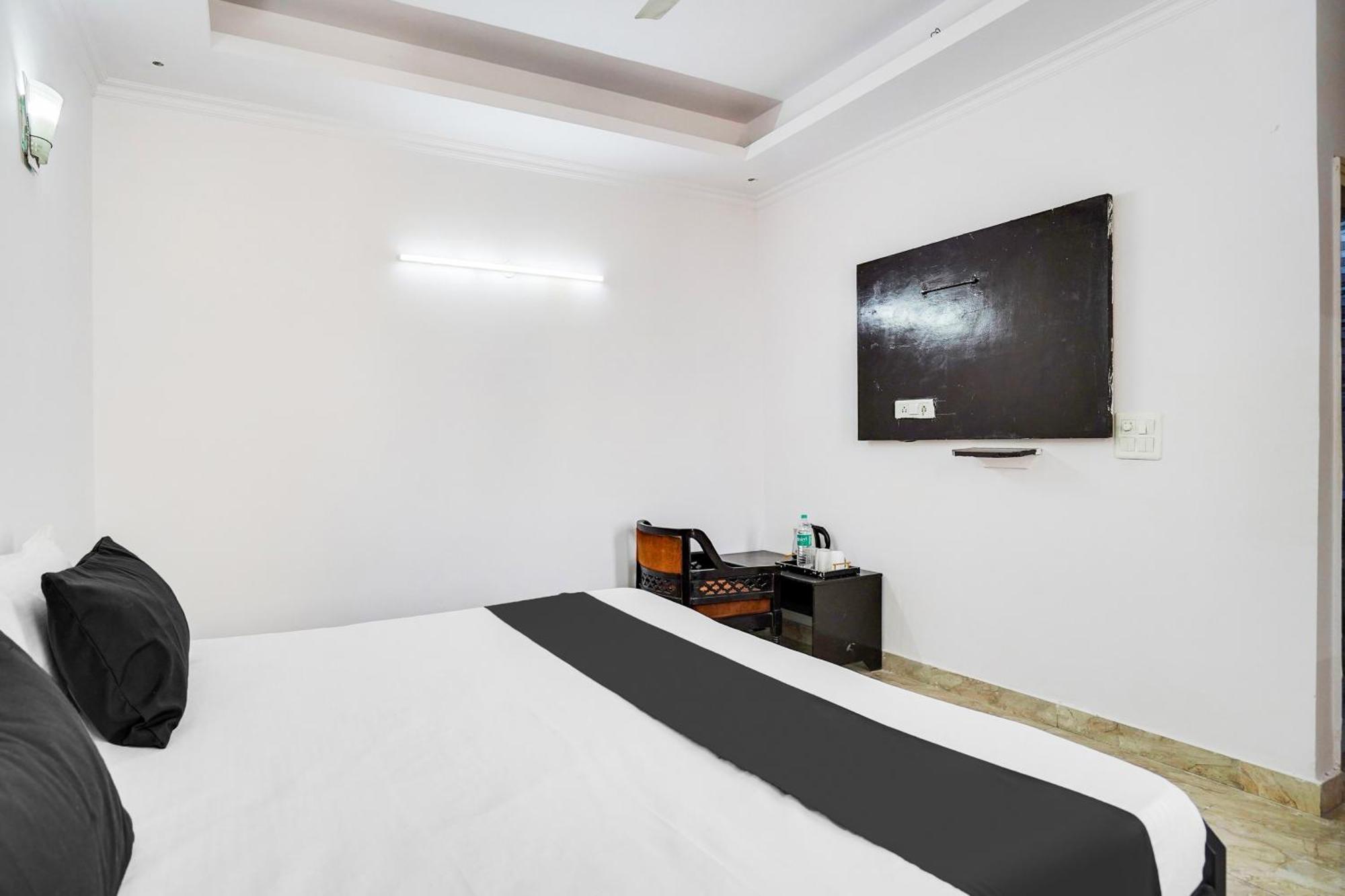 Hotel O Noida Stay Kültér fotó